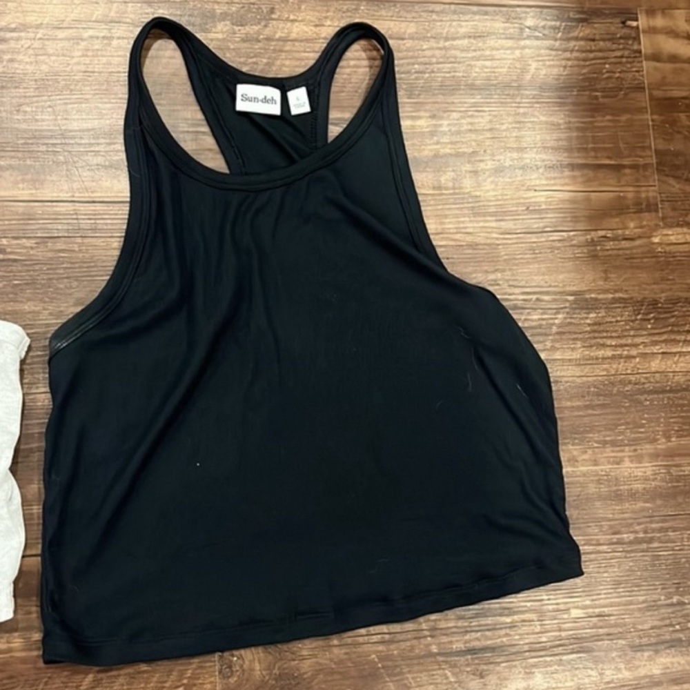 Sunday Best Cropped‎ Tank